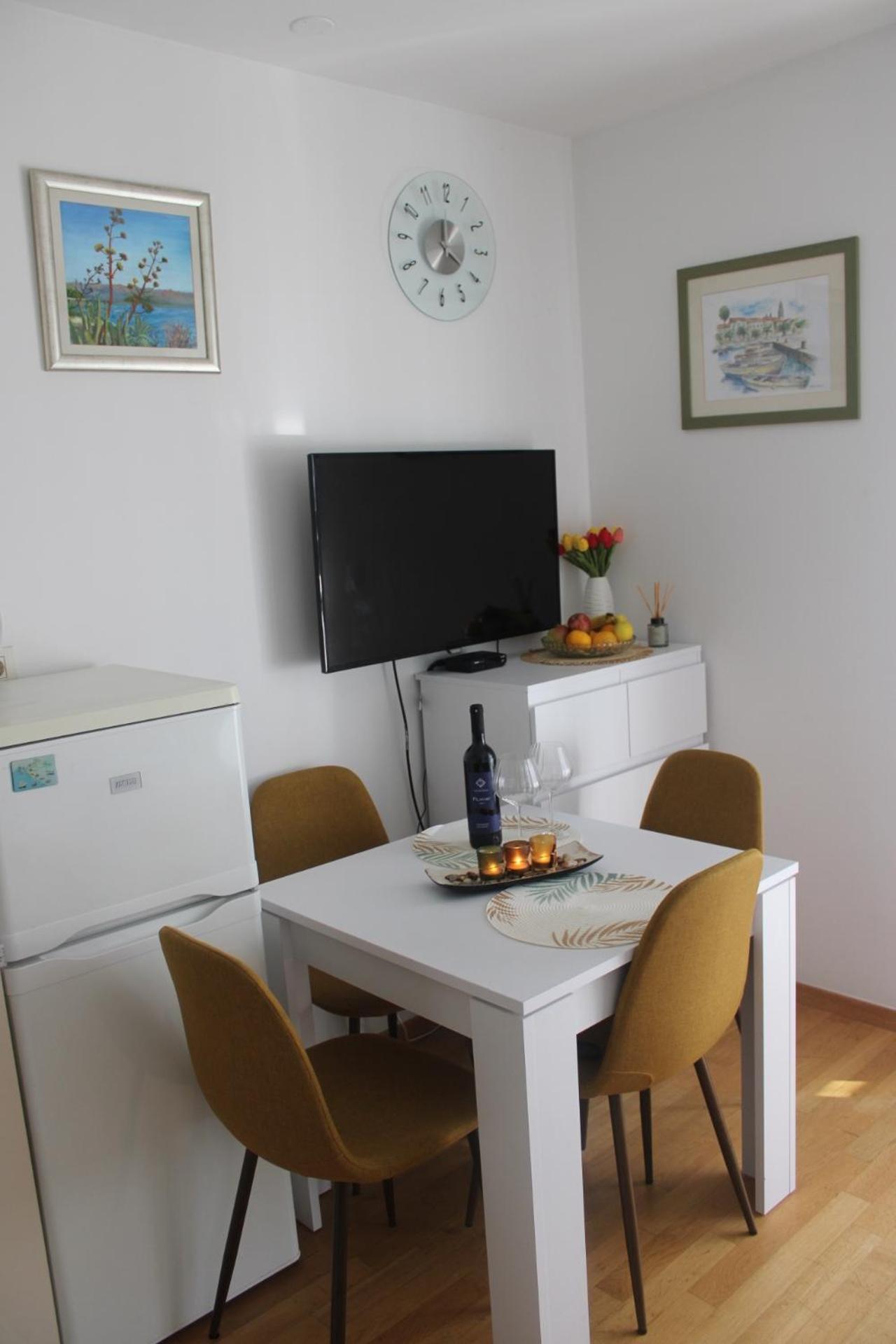 Studio Teuta - Private Parking สปลิท ภายนอก รูปภาพ