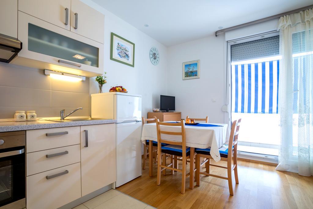 Studio Teuta - Private Parking สปลิท ห้อง รูปภาพ